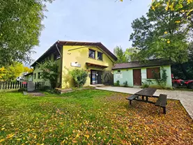 Camping Solopuent Castiello de Jaca Natur apartamentos turísticos en Castiello de Jaca